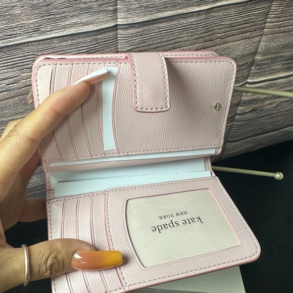kate spade hawaii wallet - Picture 6 of 6